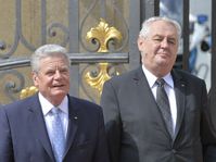 Joachim Gauck und Miloš Zeman (Foto: ČTK)