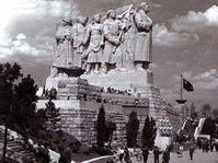 Памятник Сталину в Праге