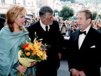 Czech President Vaclav Havel at closing ceremony of the 37th Karlovy Vary International Film Festival, photo: CTK