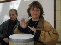 Leoš Válka, actress Bára Hrzánová, photo: CTK
