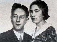 El matrimonio Martinů el día de la boda