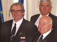 Jiří Nováček (vlevo), Larry Laznovsky (vzdadu) a Paul C. Lebloch