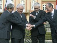 Mikulas Dzurinda, Leszek Miller, Vladimír Spidla a Peter Medgyessy, photo: CTK