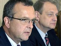 De izquierda: Miroslav Kalousek y Jan Kasal (Foto: CTK)