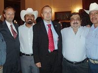 Radko Tichavský, Cónsul Honorario de la RCh en Monterrey y Vladimír Eisenbruck, embajador de la RCh en México