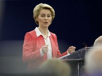 Ursula von der Leyen, photo: ČTK/AP/Jean-Francois Badias
