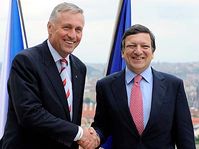 Mirek Topolánek and José Barroso, photo: CTK