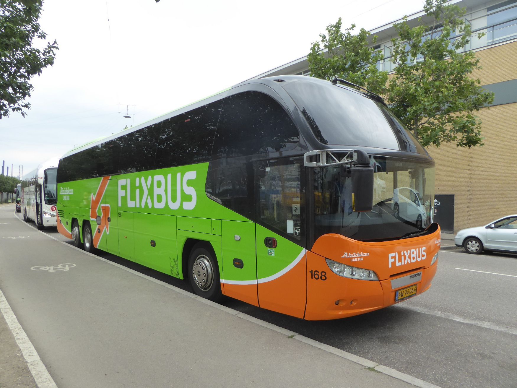 Kampf der Busse RegioJet gegen FlixBus Radio Prague