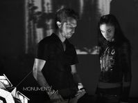 VJ Aeldryn und Lenka Dusilová (Foto: Jiří Princ, MONUMENT/UM)