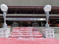 A small version of the red carpet at the Karlovy Vary Thermal Hotel draws attention to the canceled film festival, photo: ČTK/Slavomír Kubeš