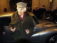 Miroslav Zikmund y Tatra 87, foto: ČTK