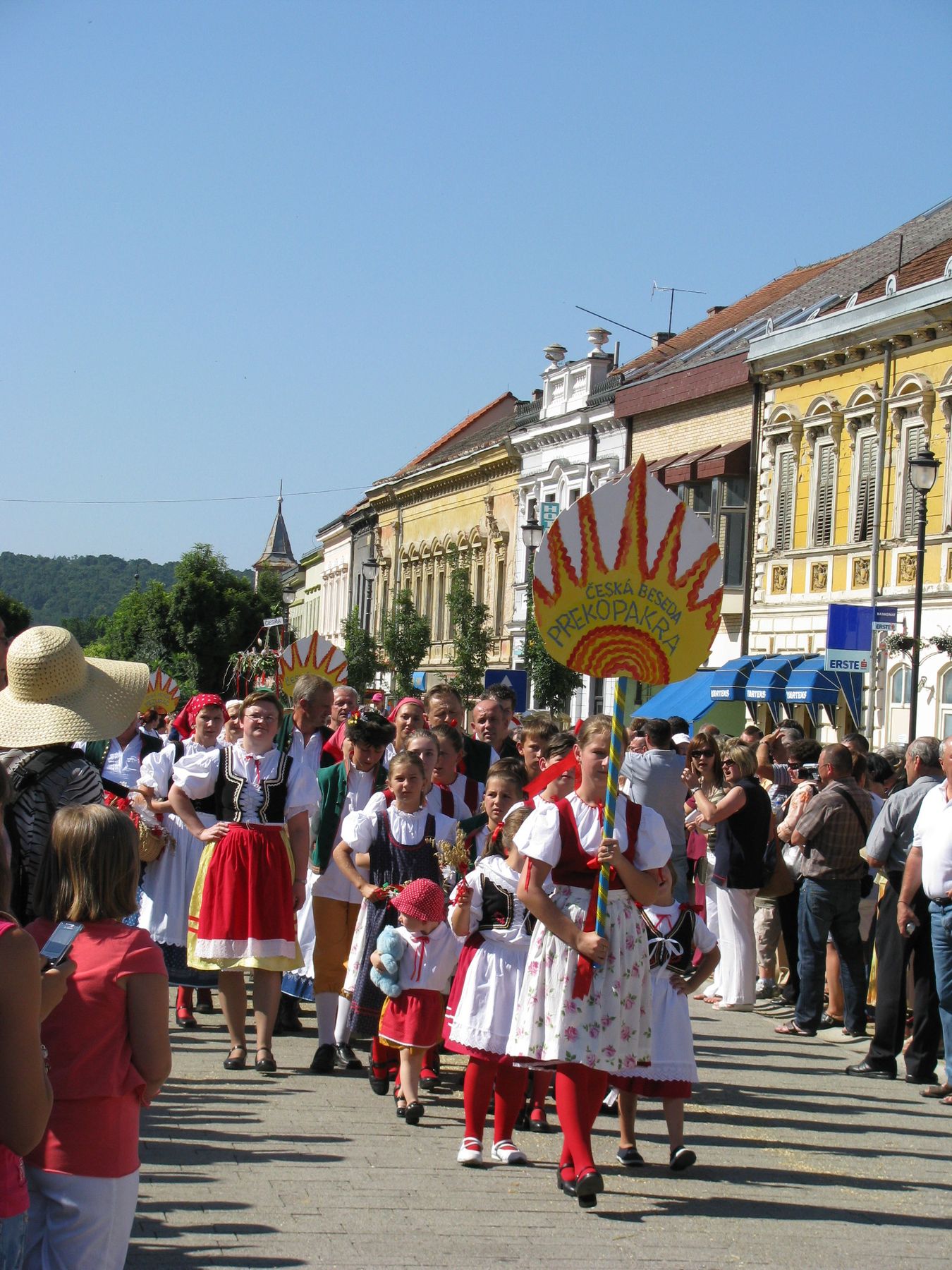 Čeští krajané v chorvatském Daruvaru slavili dožínky Radio Prague