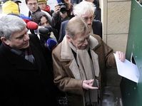 Václav Malý, Václav Havel, Pavel Landovský, photo: CTK