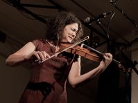 Iva Bittová, foto: Dmitry Rozhkov, Wikimedia Commons, CC BY-SA 3.0