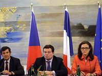 Jean-Pierre Jouyet, Alexandr Vondra, Cecilia Malmström, photo; CTK