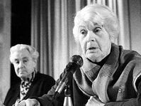Anna Masaryková (vpravo) a Herberta Masaryková, foto: ČTK