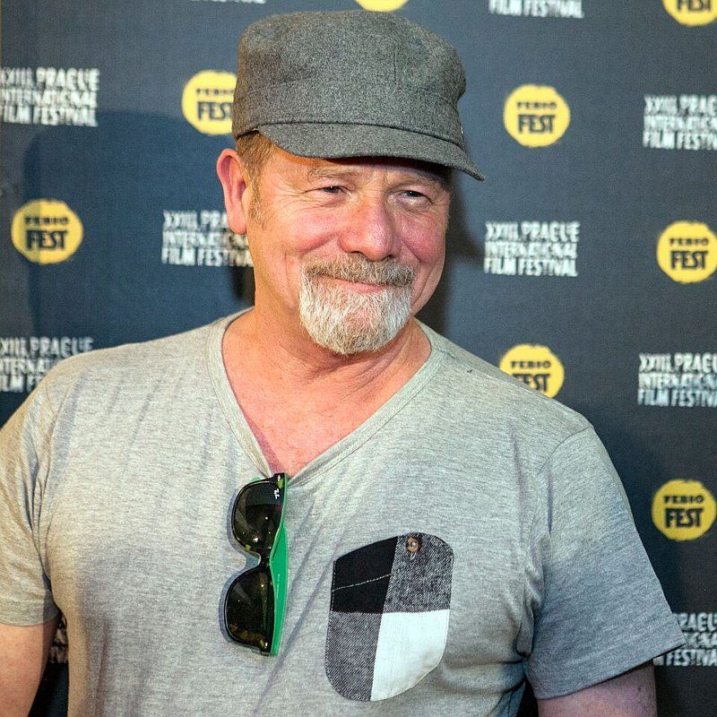 Peter Mullan yaxley