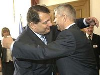 Marek Belka (à droite) et Jiri Paroubek, photo: CTK