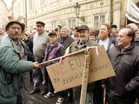 Czech farmers hold protest demonstration in Prague, photo: CTK