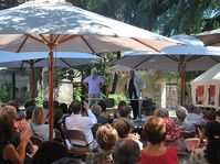Le réalisateur Stephan Meldegg et le comédien Pierre Arditi ont donné à la Maison Jean Vilar, dans le cadre du festival, une lecture d'Audience