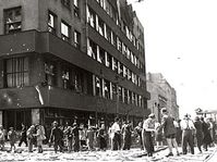 Gebäude des Tschechischen Rundfunks im Mai 1945