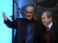 Michael Kocáb et Václav Havel, photo: CTK