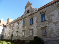 Uherčice chateau, photo: Podzemnik, CC BY-SA 3.0 Unported