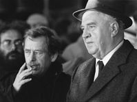 Václav Havel und Ladislav Adamec (Foto: ČTK)