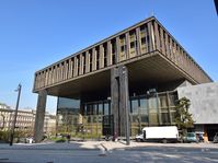 Budova Federálního shromáždění, foto: Ondřej Tomšů