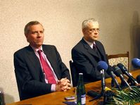 Secretario general de la OTAN, Jaap de Hoop Scheffer, y el primer ministro checo, Vladimír Spidla, foto: Radio Praga