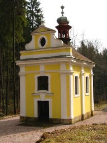 Kaple v areálu Svatojánských lázní