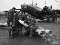 A bomber crew of No. 311 (Czechoslovak) Squadron RAF, photo: Public Domain
