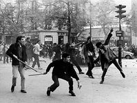 Paris, 1968, photo: Bruno Barbey, Magnum Photos
