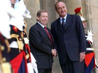Vaclav Havel y Jacques Chirac, Foto: CTK