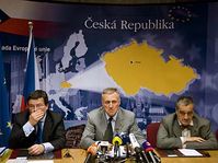 Alexandr Vonra, Mirek Topolánek, Karel Schwarzenberg, photo: CTK