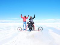 Marek y Michal en el Salar de Uyuni (Bolivia), foto: Archivo personal de Marek Jelínek