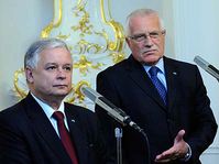 Lech Kaczynski and Václav Klaus, photo: CTK