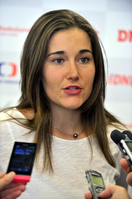 Sotschi 2014 Šárka Strachová freut sich auf Rolle der Fahnenträgerin