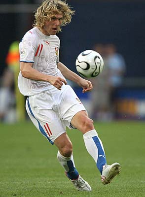 Could Nedvěd come out of international retirement for Euro 2008