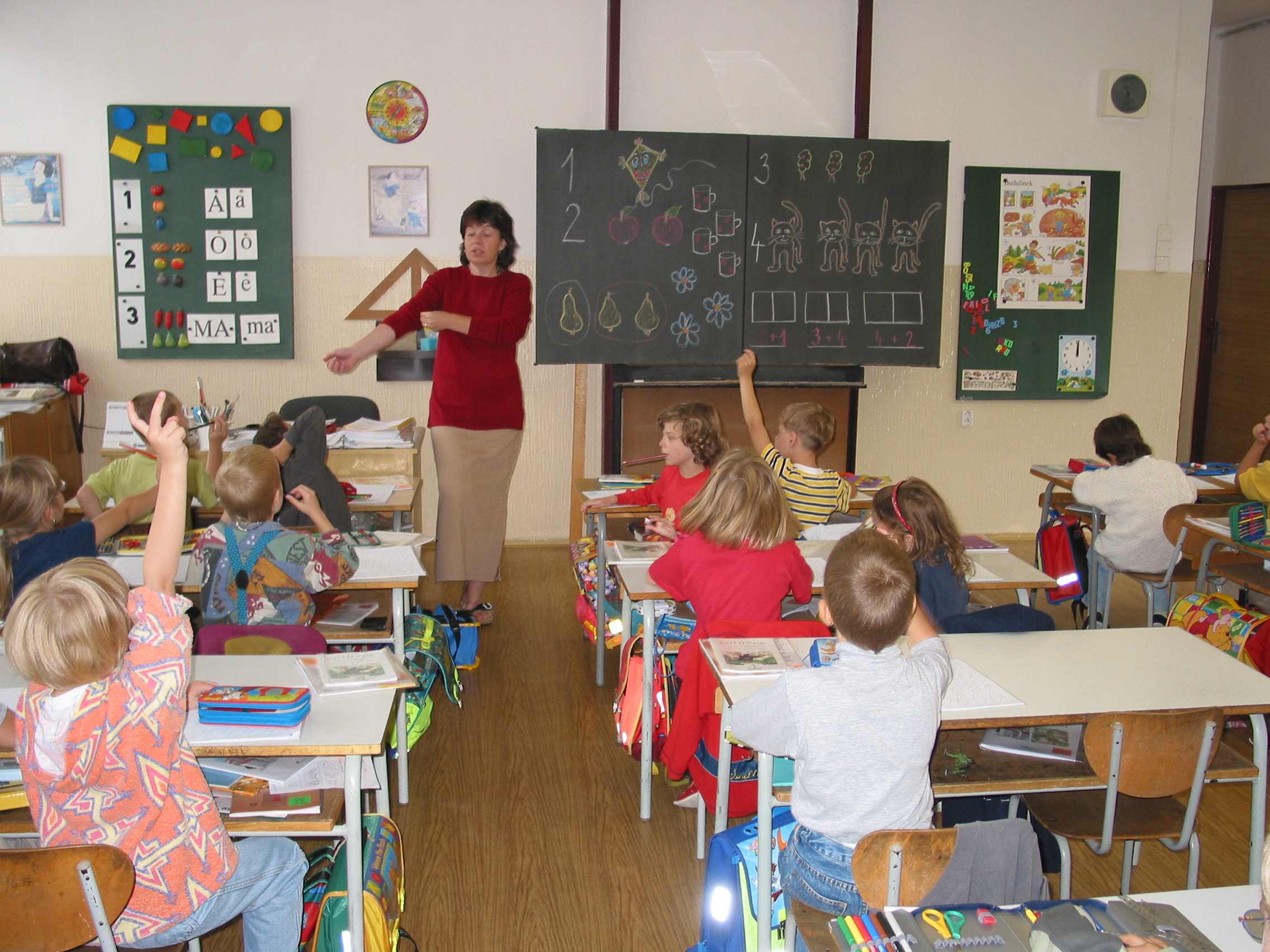 Gegen den  Trend Prager Grundschule lehrt Deutsch ab der  