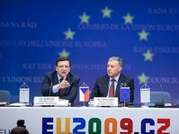 José Manuel Barroso, Mirek Topolánek (right), photo: CTK