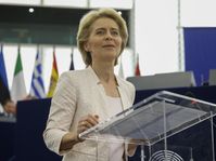 Ursula von der Leyen, photo: ČTK/AP/Jean-Francois Badias