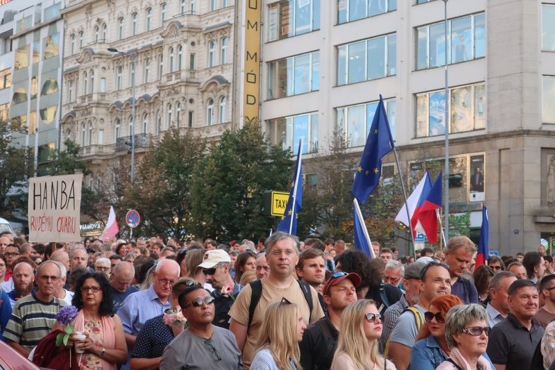 Демонстрация на Вацлавской площади 21 августа 2019 г., фото: Мартина Шнайбергова Демонстрация на Вацлавской площади 21 августа 2019 г., фото: Мартина Шнайбергова