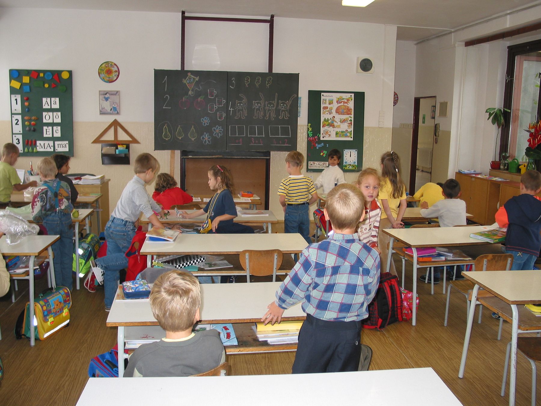 Einschulung Der Erstklassler Radio Prague International