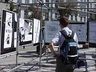 L'exposition de Franz Goess sur la place Venceslas, photo: Štěpánka Budková