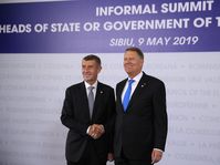 Andrej Babiš, Romanian President Klaus Werner Ioannis, photo: ČTK/AP/Vadim Ghirda