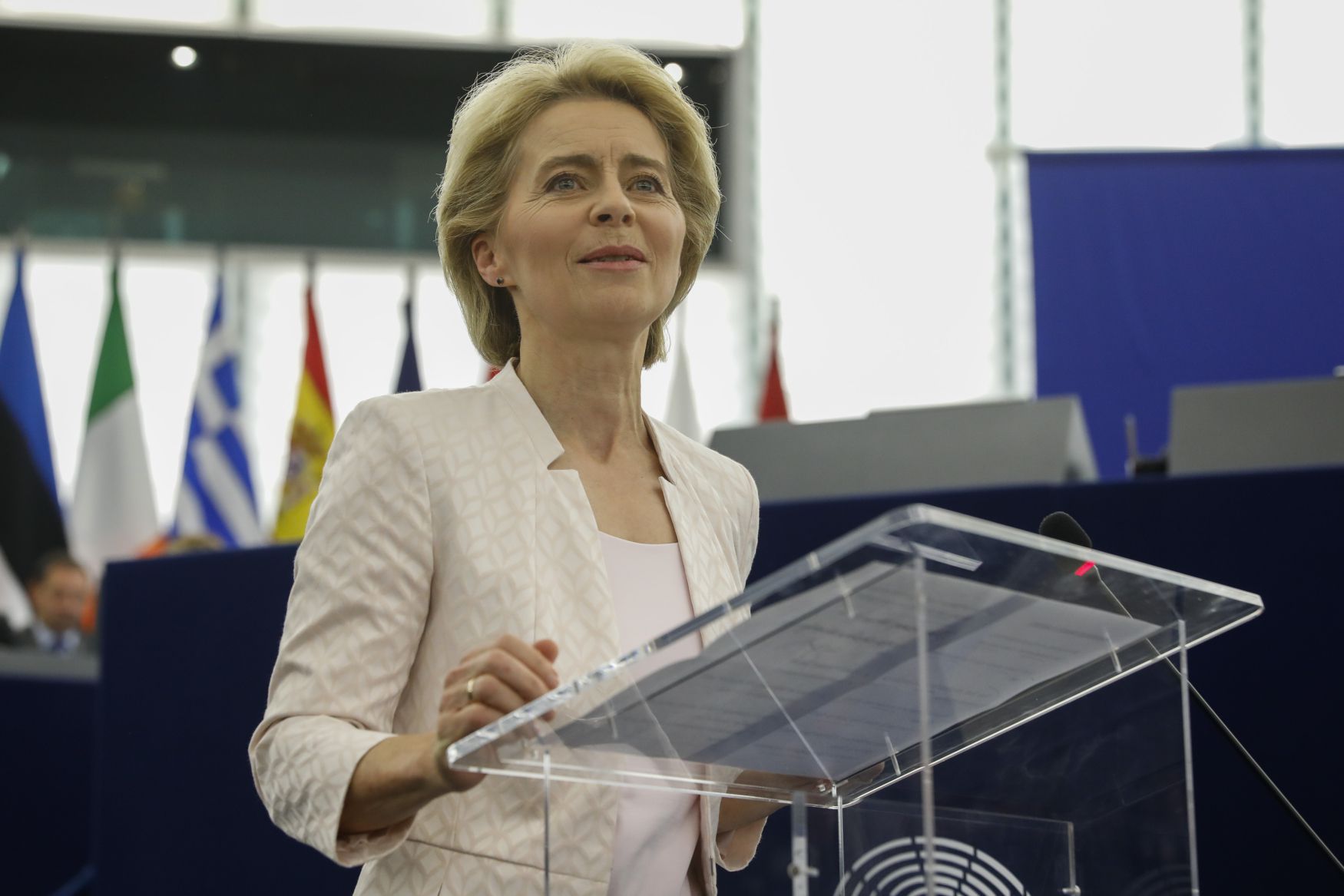 Ursula von der Leyen’s election greeted with mixed feelings Radio